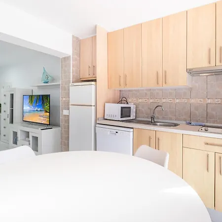 Albatros Ground Floor 1-4 Levante *