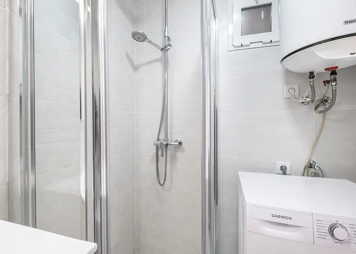 Albatros Ground Floor 1-4 Levante *